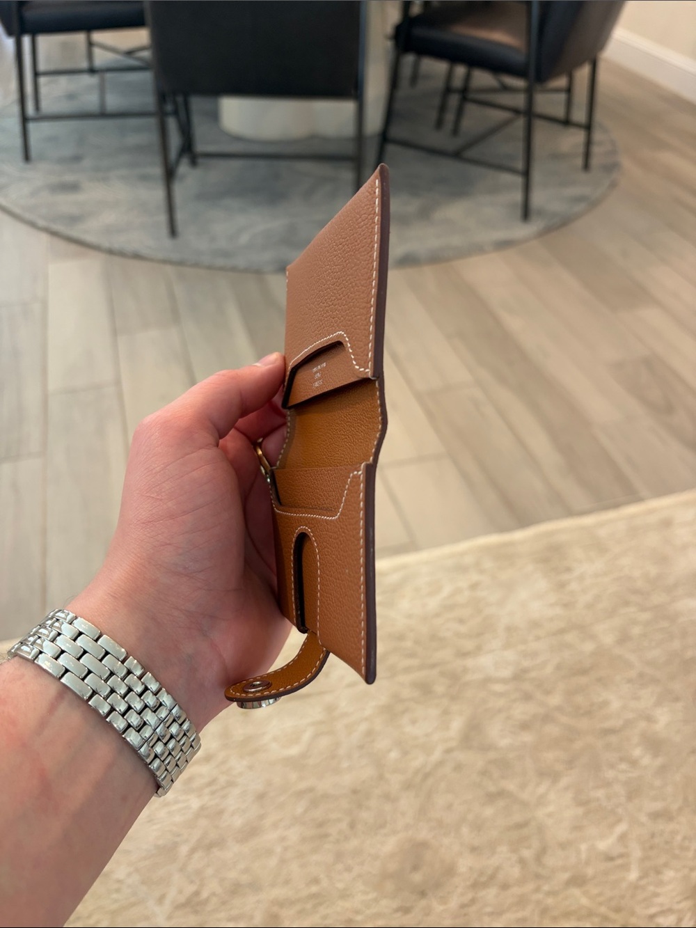 HERMES R.M.S. Card Wallet in Evergrain calfskin (gold/gold) - Picture 11 of 11